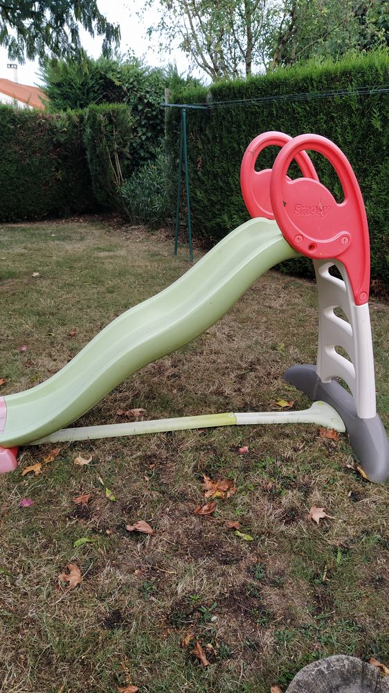 Id�e cadeau pour No�l toboggan  Smoby 4 marches 80 Maul�vrier (49)