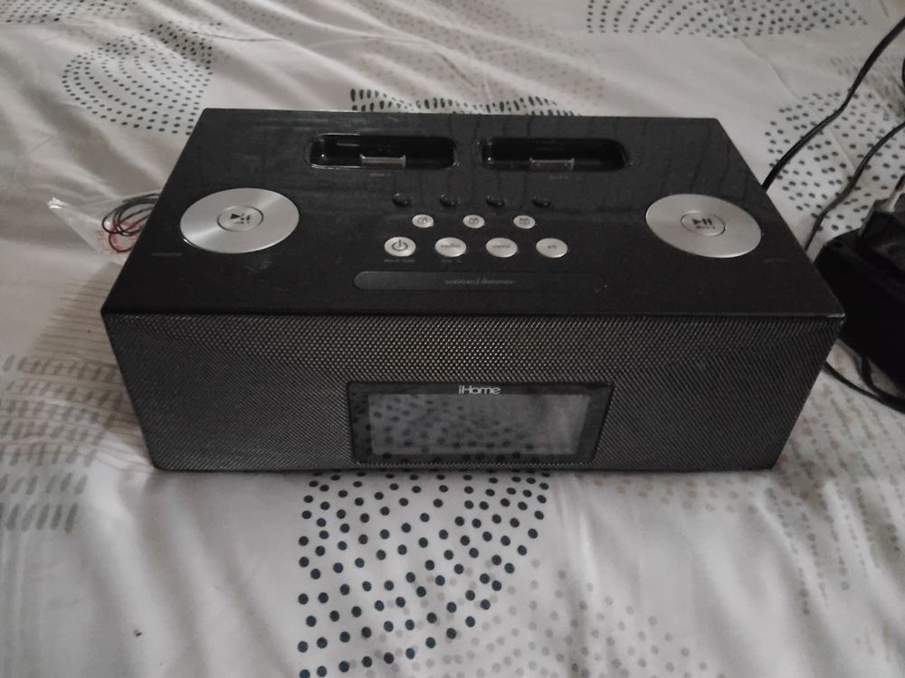 iHome iP88 20 Villaudric (31)