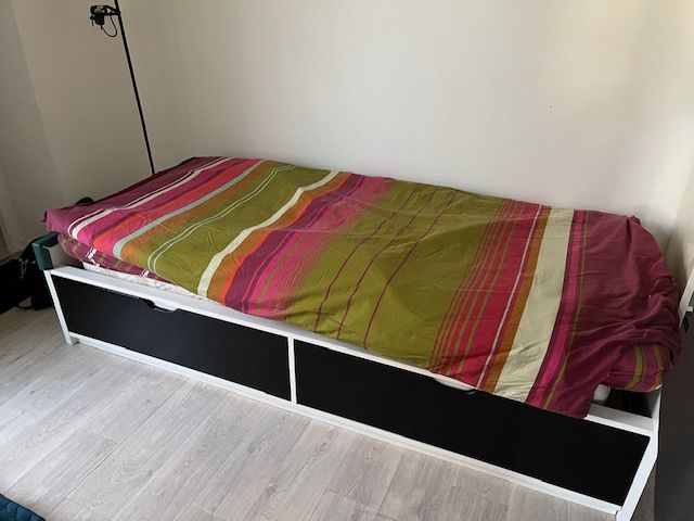 AV LIT IKEA EN 90X190. 80 Bordeaux (33)