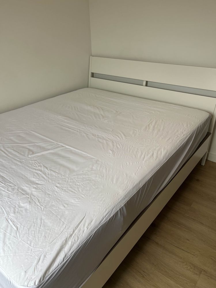 ? Lit IKEA H�V�G 160x200 cm (Matelas + Sommier) 300 Angers (49)