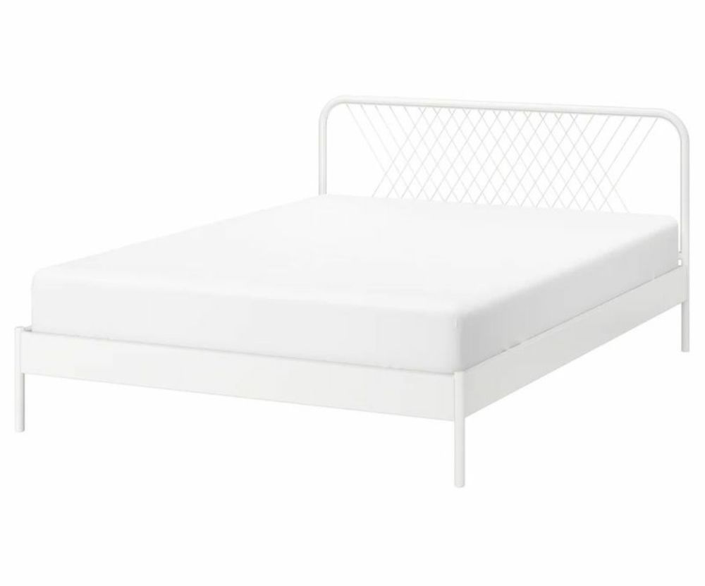 lit Ikea Nesttun 160x200 en acier blanc 120 Saint-Ouen (93)