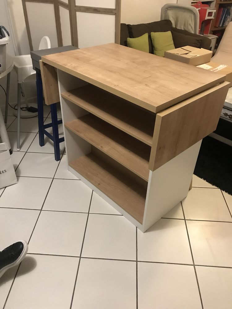 �lot central cuisine et ses 4 tabourets - Alinea 300 Franconville (95)