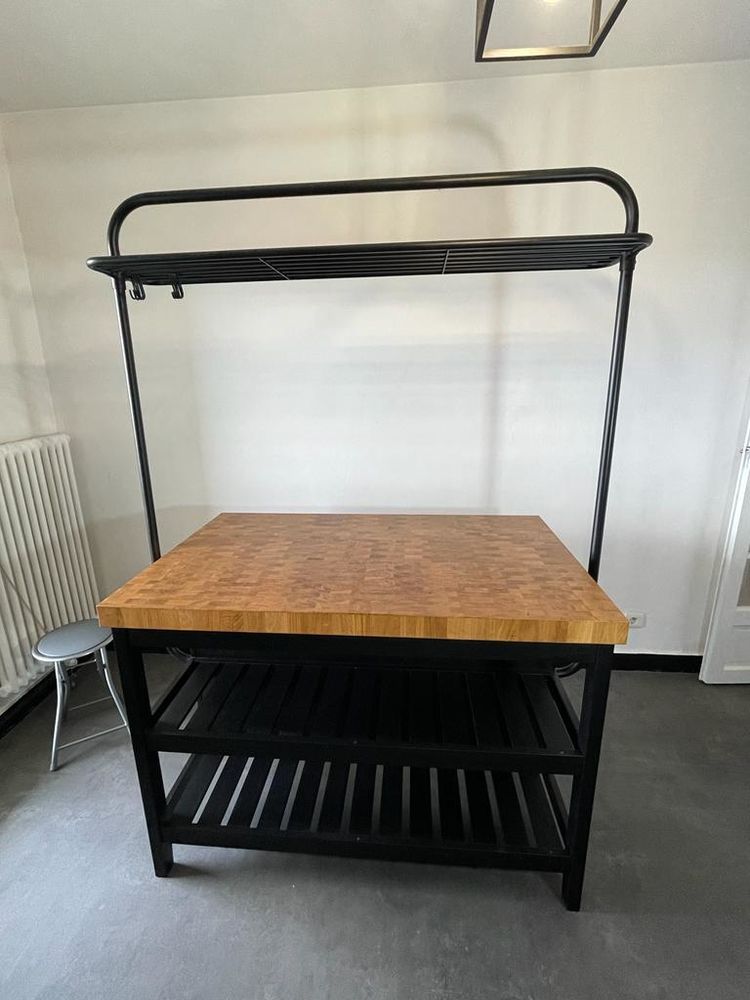  �lot de cuisine IKEA avec casier, noir/ch�ne, 126x79x193 300 Meyzieu (69)