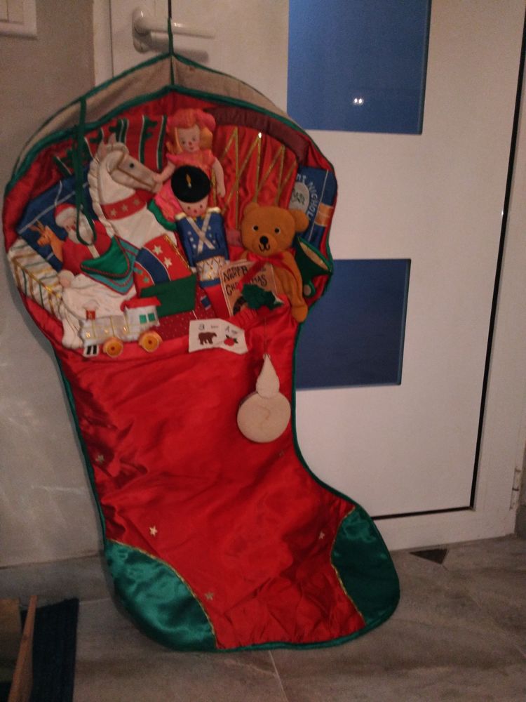 IMMENSE BOTTE PERE NOEL  ,  propre 22 Rambouillet (78)