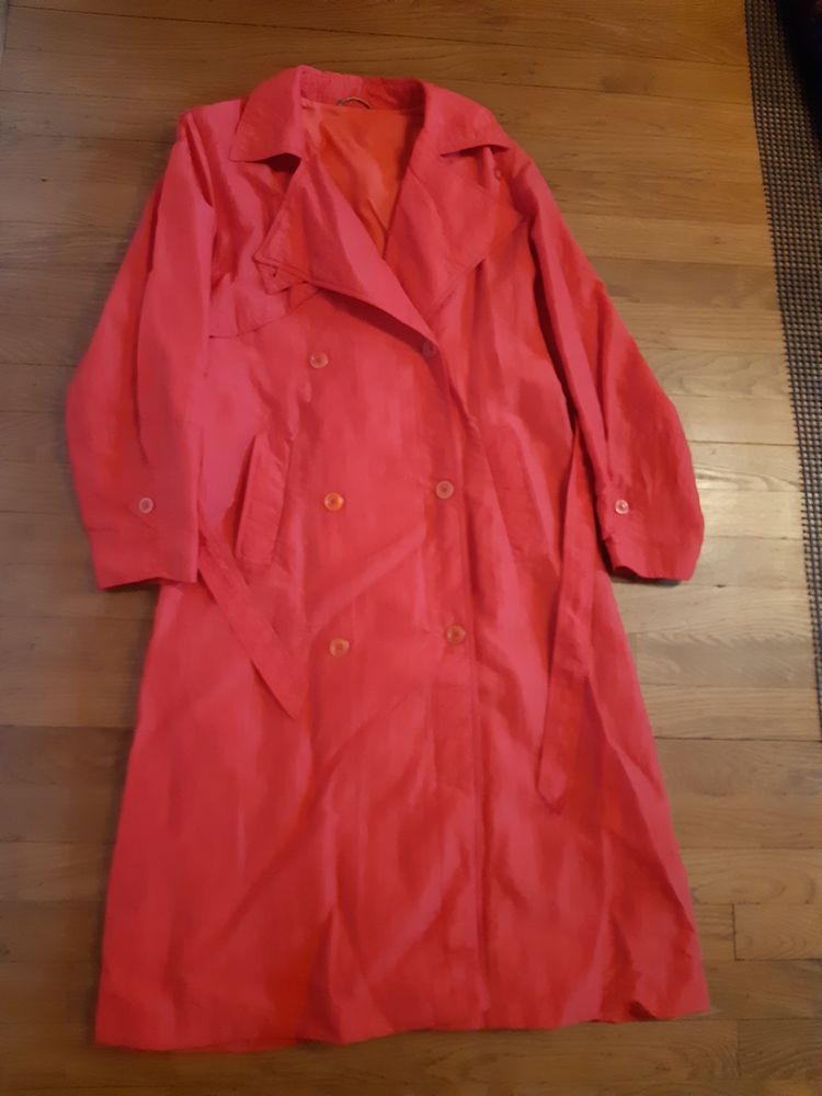 Imper long couleur rouge marque Dannimac T 38 30 Saint-Quentin (02)