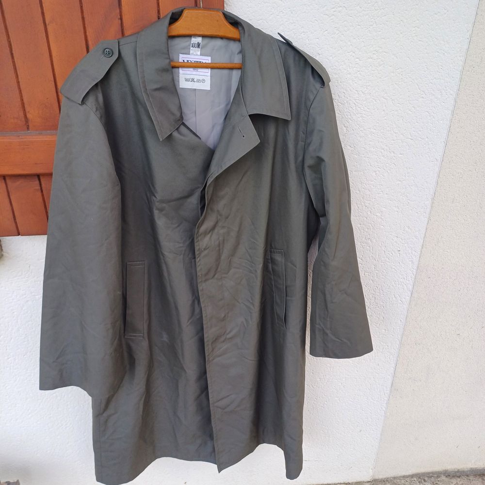 Impermeable militaire neuf 40 Rethel (08)