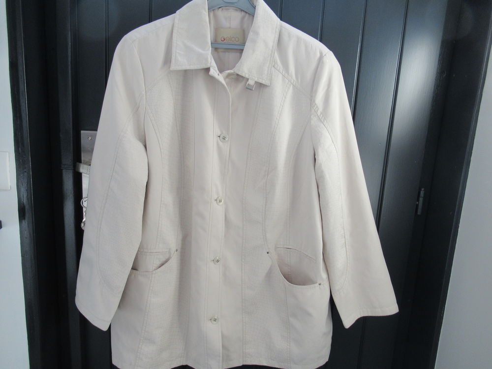 Imperm�able/veste 3/4 15 Faches-Thumesnil (59)
