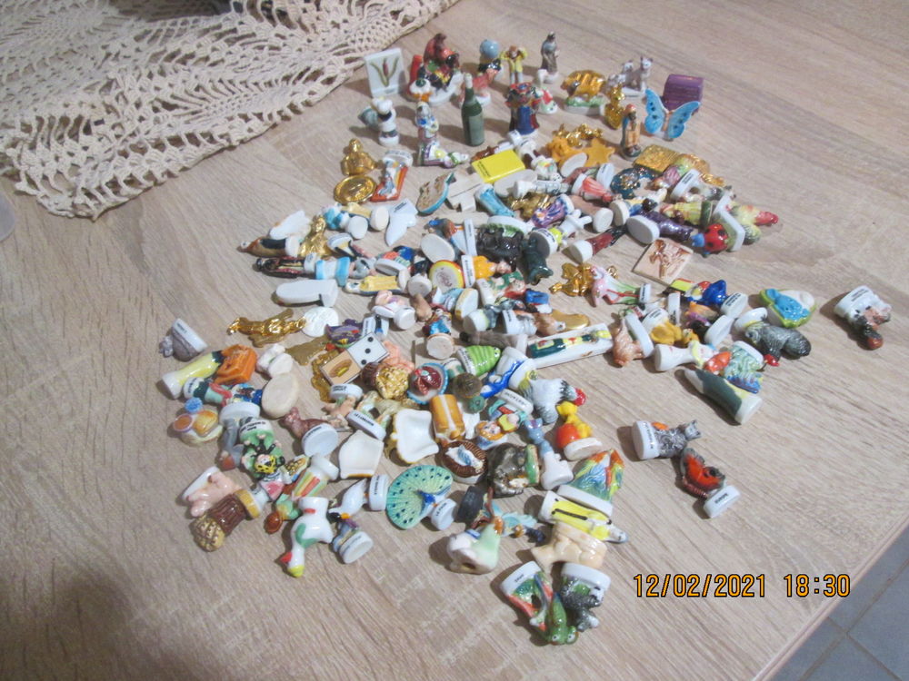 IMPORTANTE ET BELLE COLLECTION DE FEVES TOUS GENRES ! 0 Argel�s-sur-Mer (66)