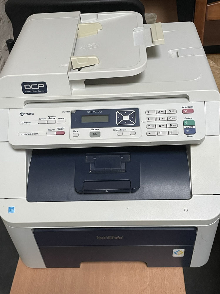 Imprimante Brother Laser DCP-9010CN 100 Massugas (33)