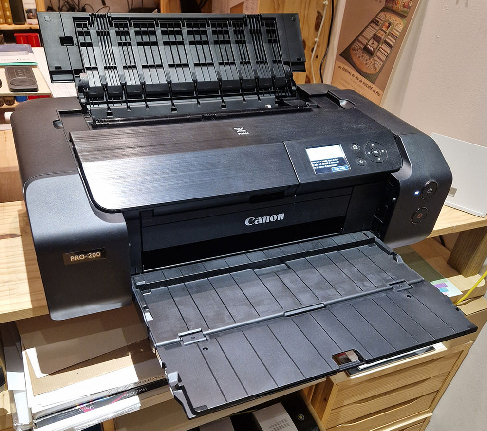Imprimante A3+ Canon Pixma Pro 200 avec jeu complet d'encres 450 Lescar (64)