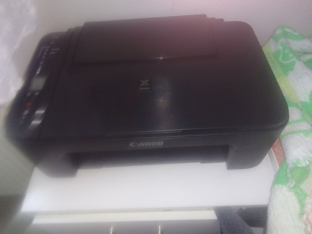 imprimante +cartouches 545 et 546 70 Angres (62)