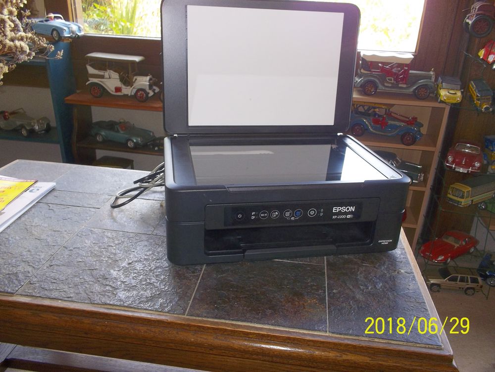 une  imprimante   epson     XP 2200 15 L'�le-Bouchard (37)