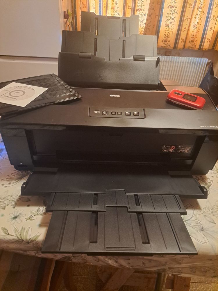 Imprimante EPSON STYLUS PHOTO 1500W 
160 Saint-Chamond (42)