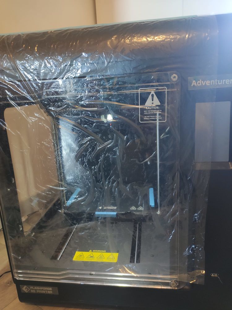 Impriment 3D Adventurer 4 550 Ferrals-les-Corbi�res (11)