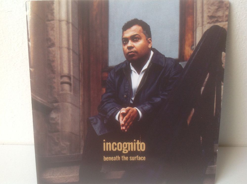 INCOGNITO BENEATH THE SURFACE Envoi Possible
5 Tr�gunc (29)