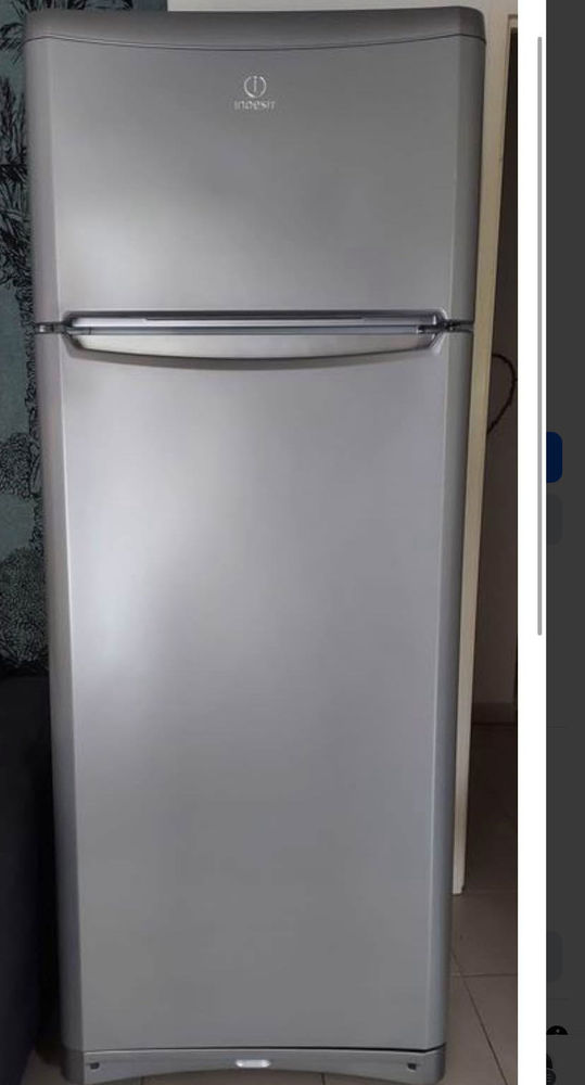 Indesit R�frig�rateur 2 portes �  vendre + machine �  laver tous en tr�s tr�s bonne �tat presque neuf 600 Saint-Etienne (42)