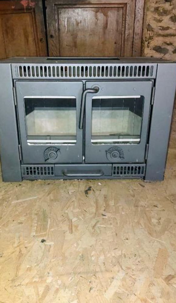  Insert � bois jamais servi 50 Anchamps (08)