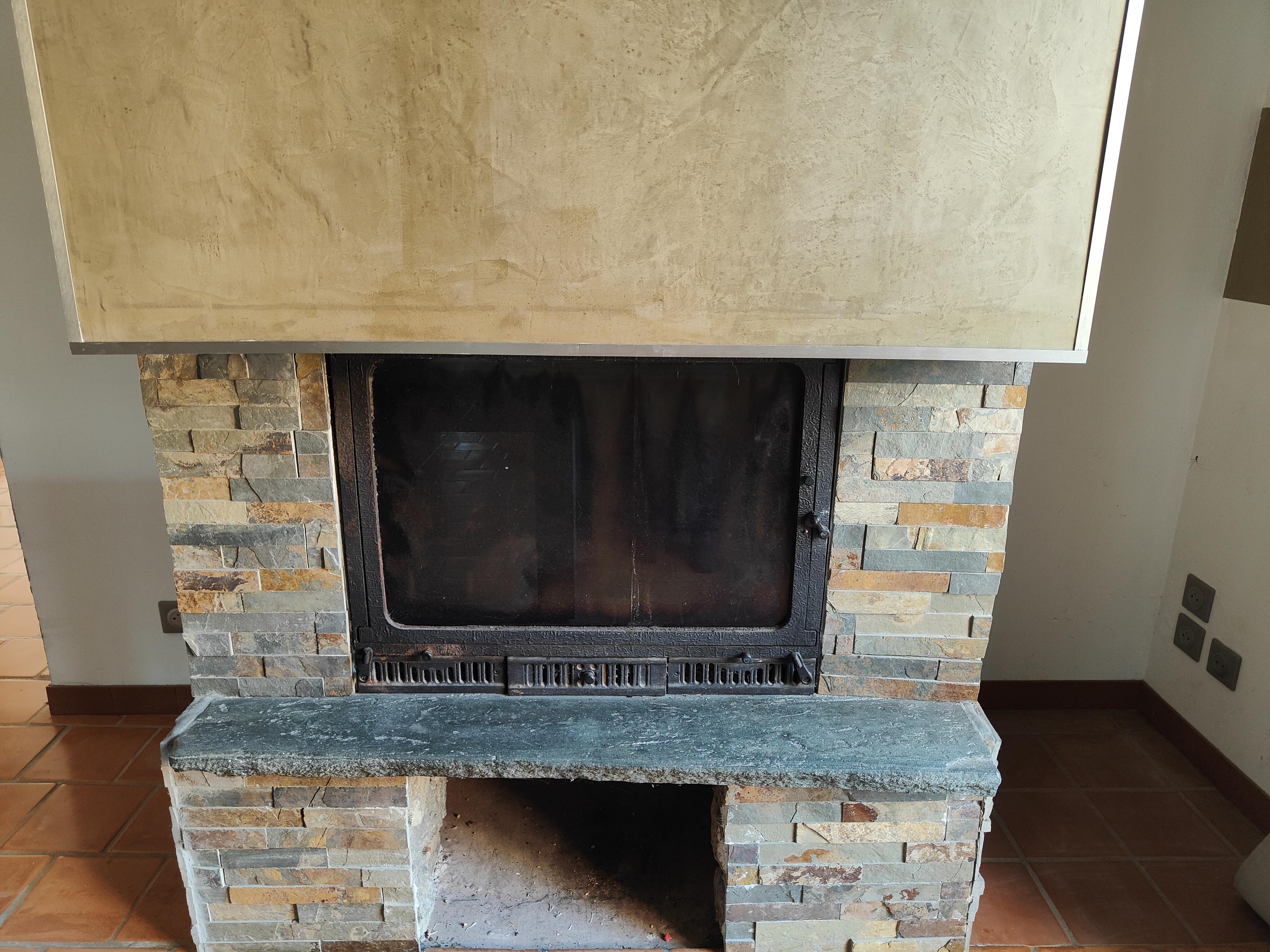 Insert chemin�e en fonte 180 Murato (20)