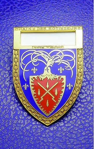 Insigne de la Chaine des R�tisseurs 30 Montargis (45)
