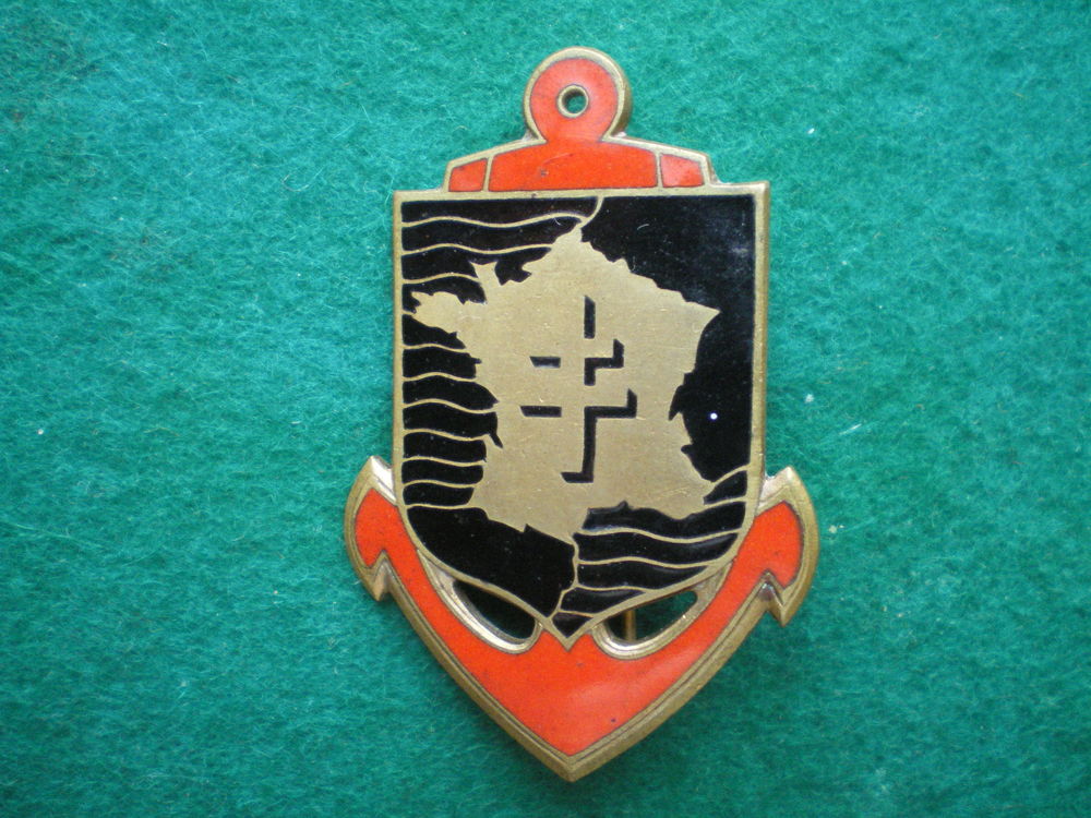 Insigne colonial - Corps Exp�ditionnaire Fran�ais en E.O. 14 Caen (14)