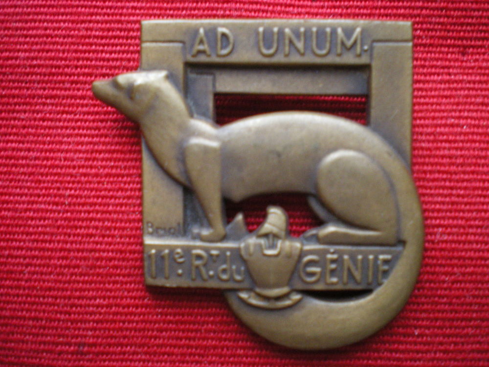 Insigne du Génie - 11° Régiment du Génie Ad Unum. 80 Caen (14)