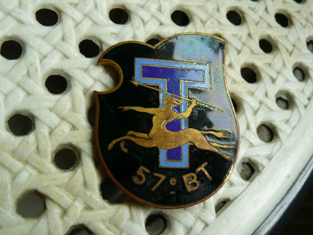 Insigne r�giment 57e BT 10 Bordeaux (33)