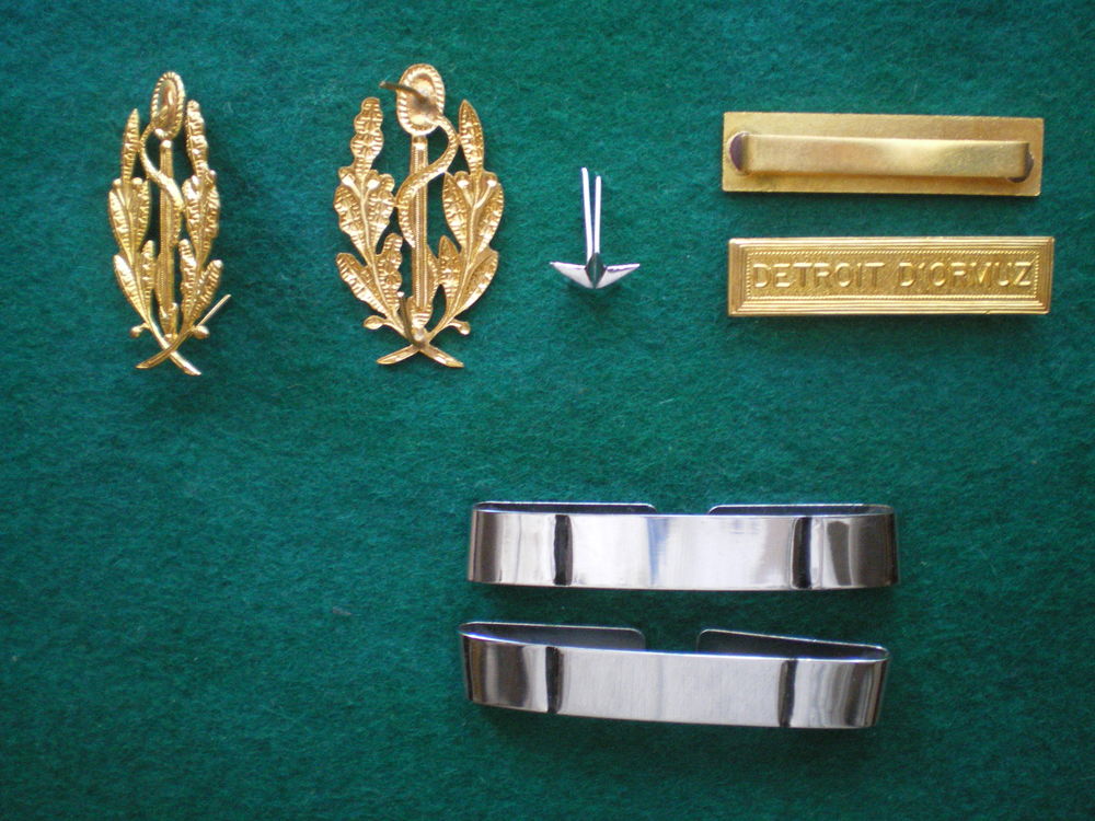 Insignes - galons, barrette de campagne, 8 Caen (14)
