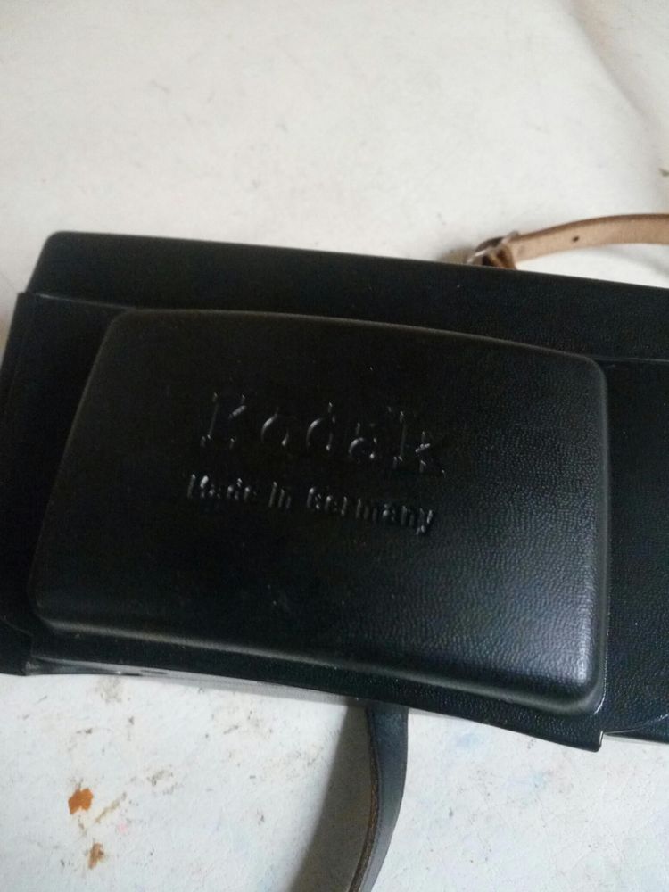 INSTAMATIC 233 APPAREIL PHOTO KODAK POUR COLLECTION 10 Levainville (28)