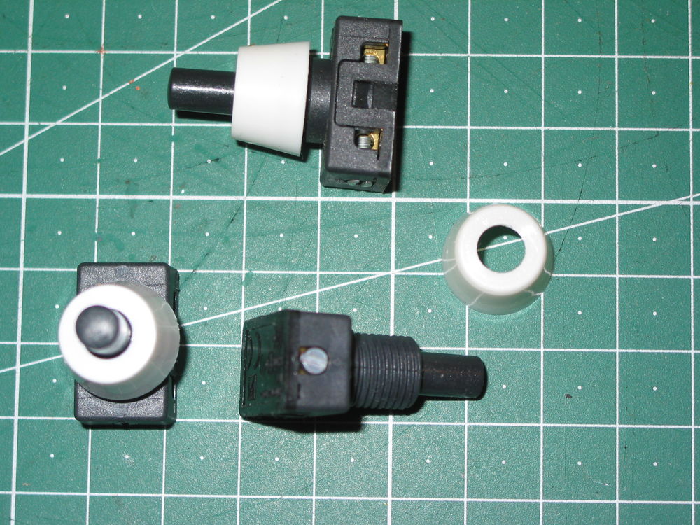 Lot de 3 interrupteurs boutons poussoir noir et blanc neuf lampe jumo ou autre * 
