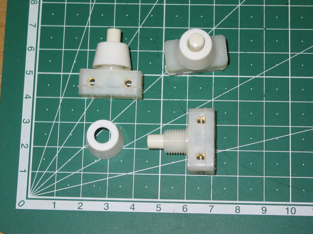 Lot de 3 interrupteurs poussoir on/off lampe JUMO ou autre l 8 Marseille 13 (13)