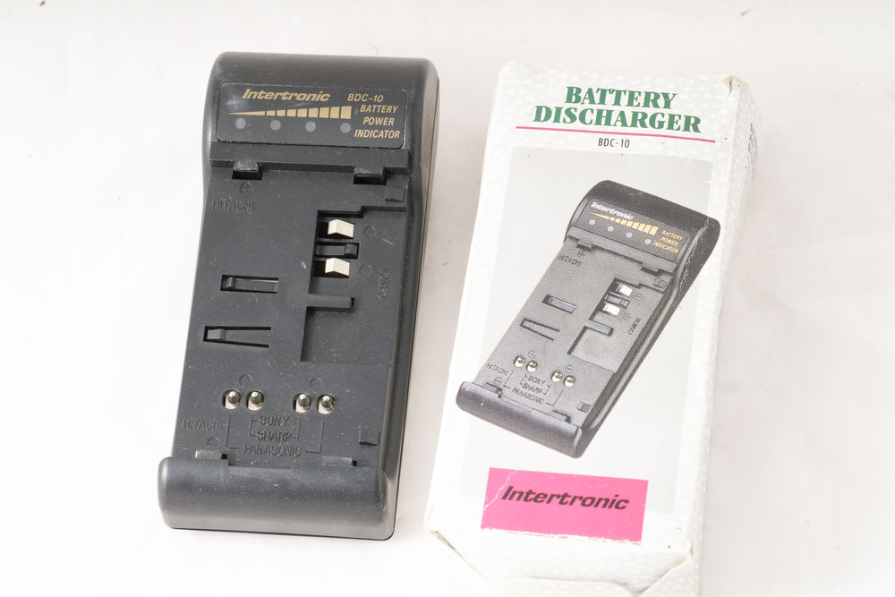 Intertronic battery discharger BDC-10
5 Vincennes (94)