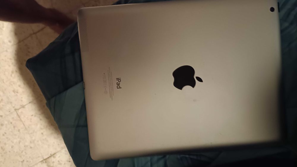 iPad 4 th 16gb 48 Lespignan (34)