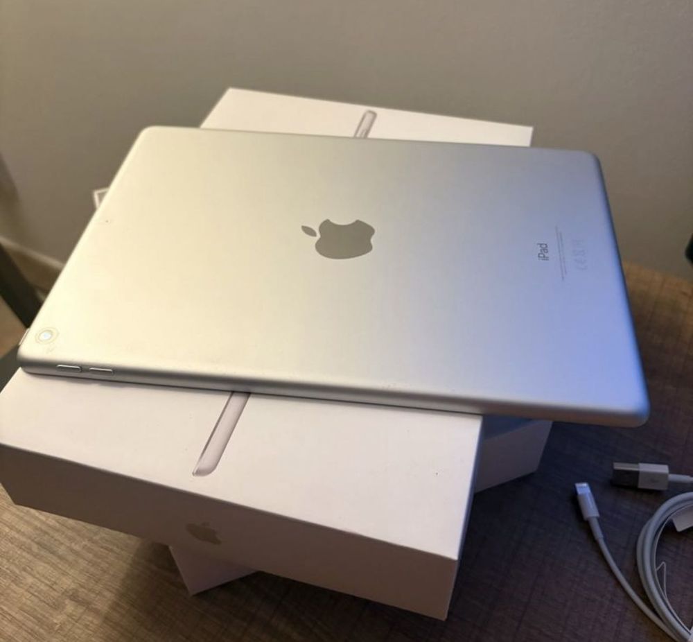 iPad 9e g�n�ration 64gb 250 Nantes (44)