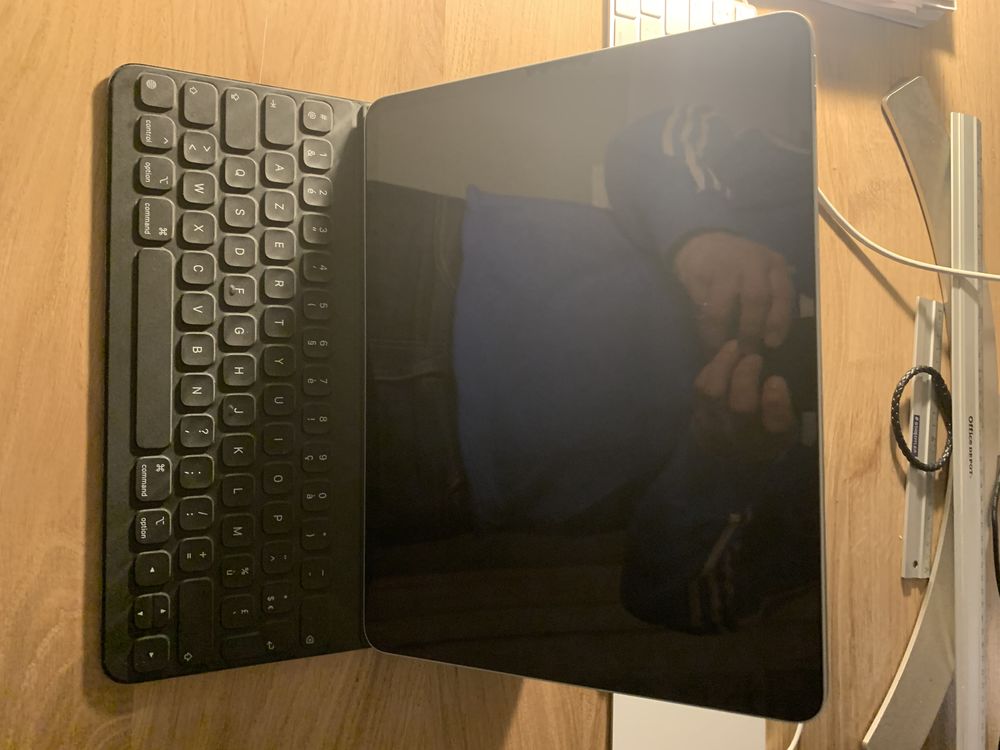 iPad Pro 4e g�n�ration 900 Clichy (92)