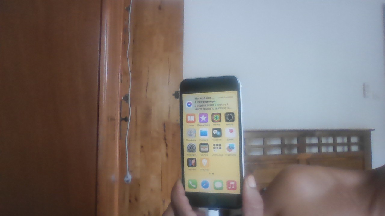 IPhone SE 2024 150 La Possession (97)