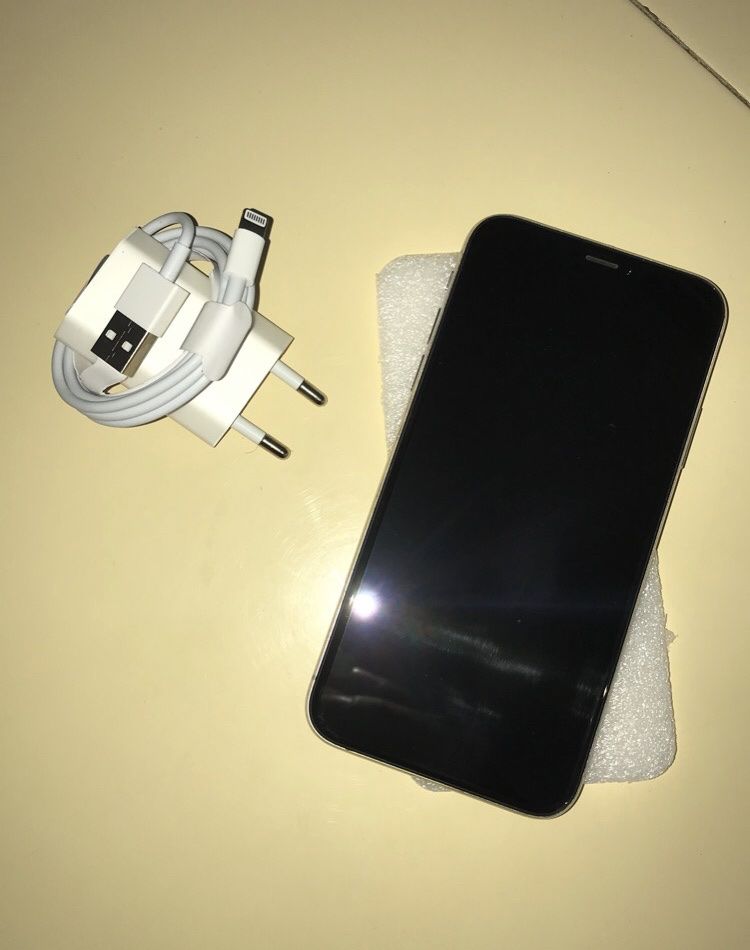 IPhone X 64GO 280 Nice (06)