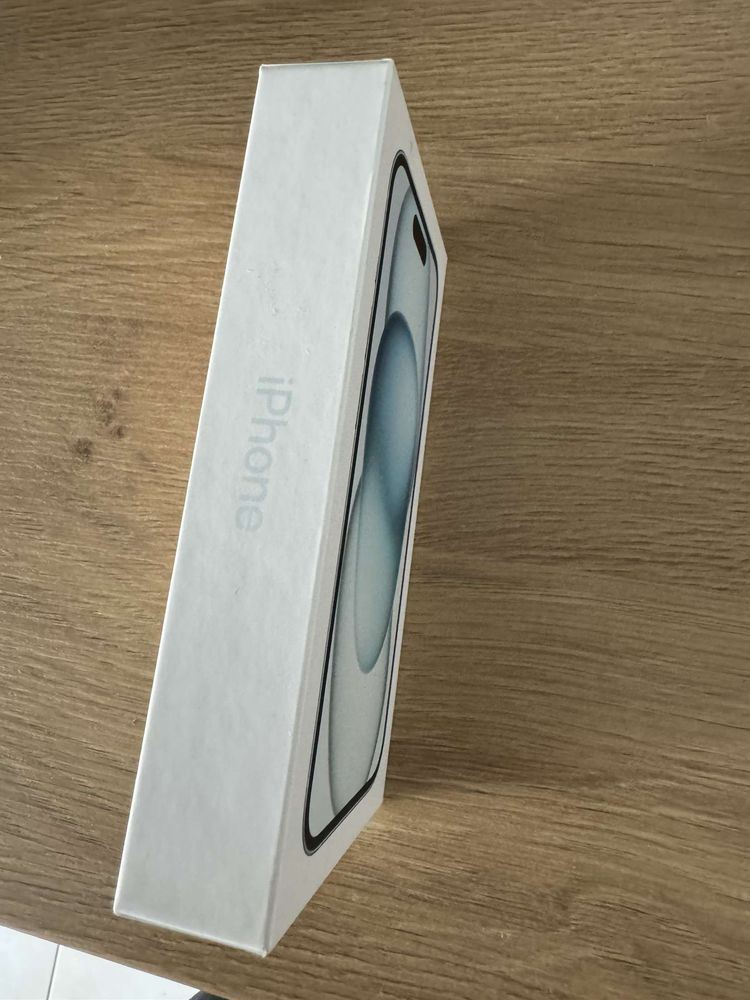 iPhone 15 bleu 258gb 800 Feyzin (69)