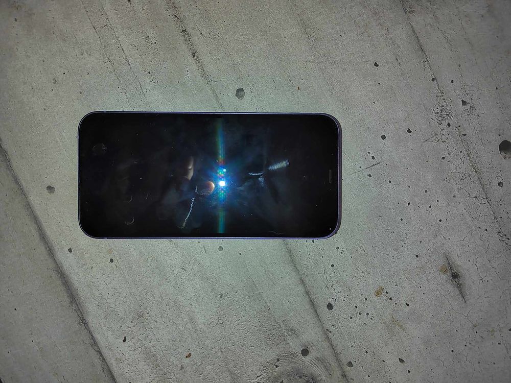 iPhone 12 Mauve 300 Le Puy-en-Velay (43)