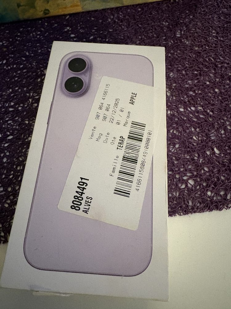 iPhone 17 neuf jamais servie 800 Courtry (77)