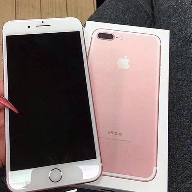 iPhone 8 Plus garantie + facture 120 Paris 15 (75)