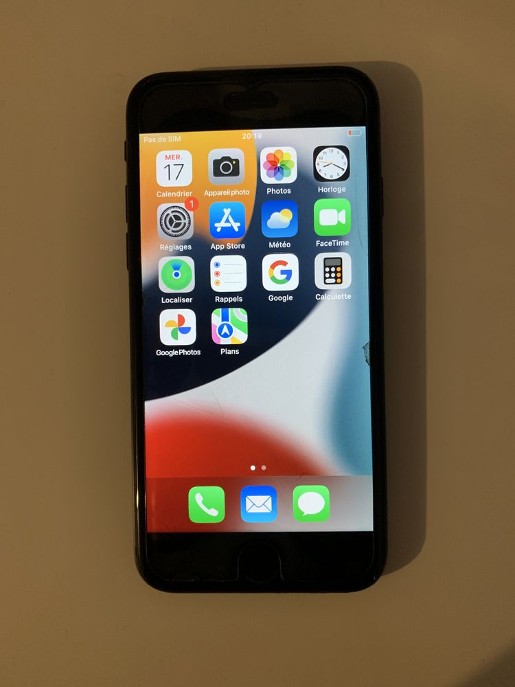  iPhone 8 64 GO 150 Chaponnay (69)