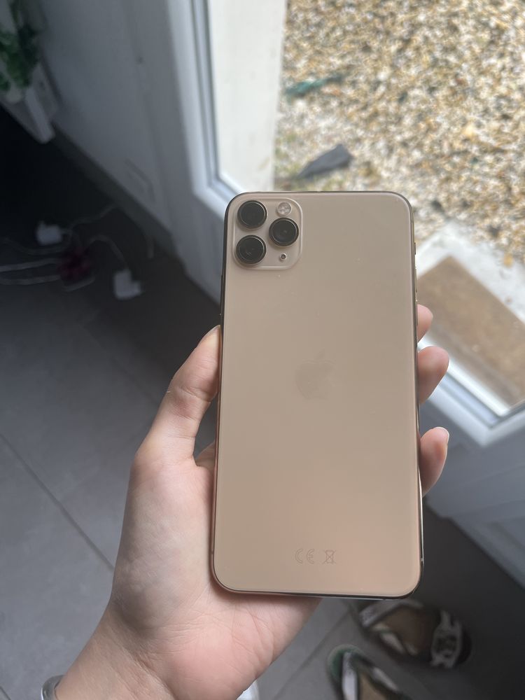 iPhone 11 Pro max 450 Talence (33)