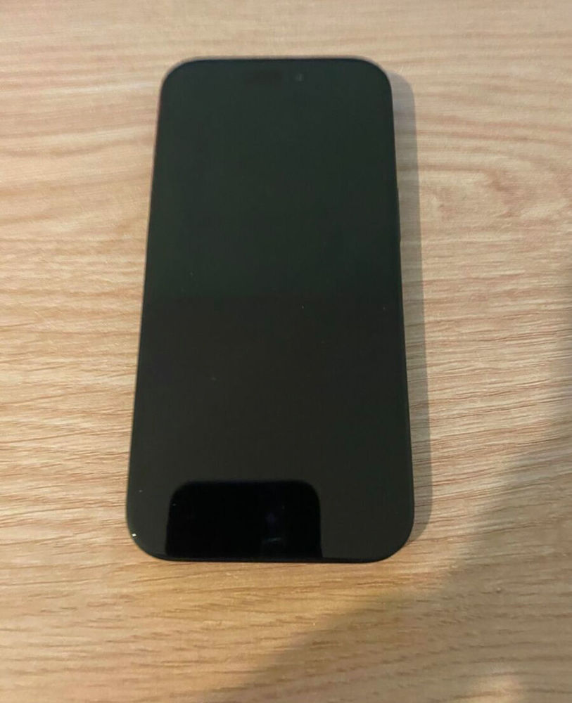 iPhone 15 300 Paris 16 (75)