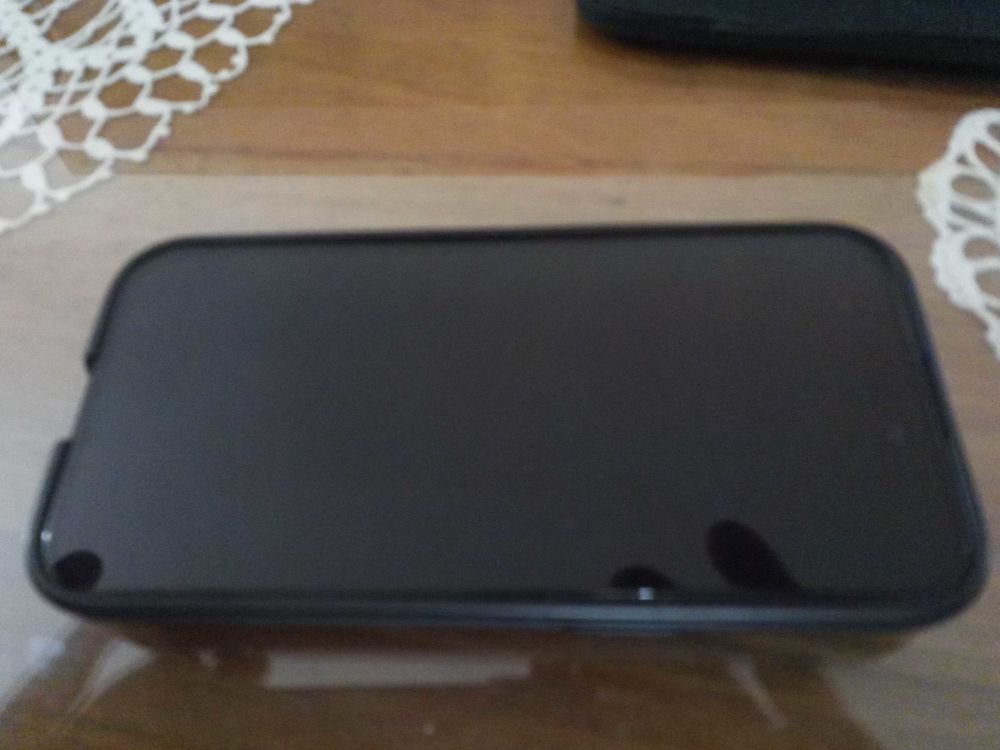 iPhone 15 700 Ch�teau-Arnoux-Saint-Auban (04)