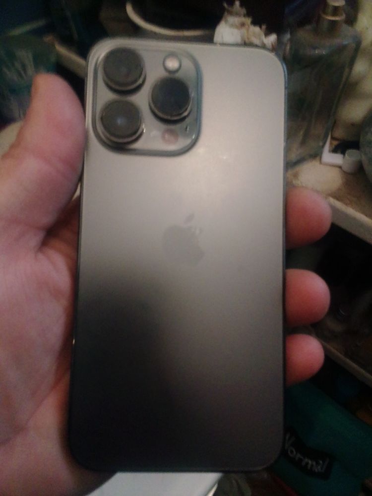 IPHONE13PRO 200 Toulon (83)