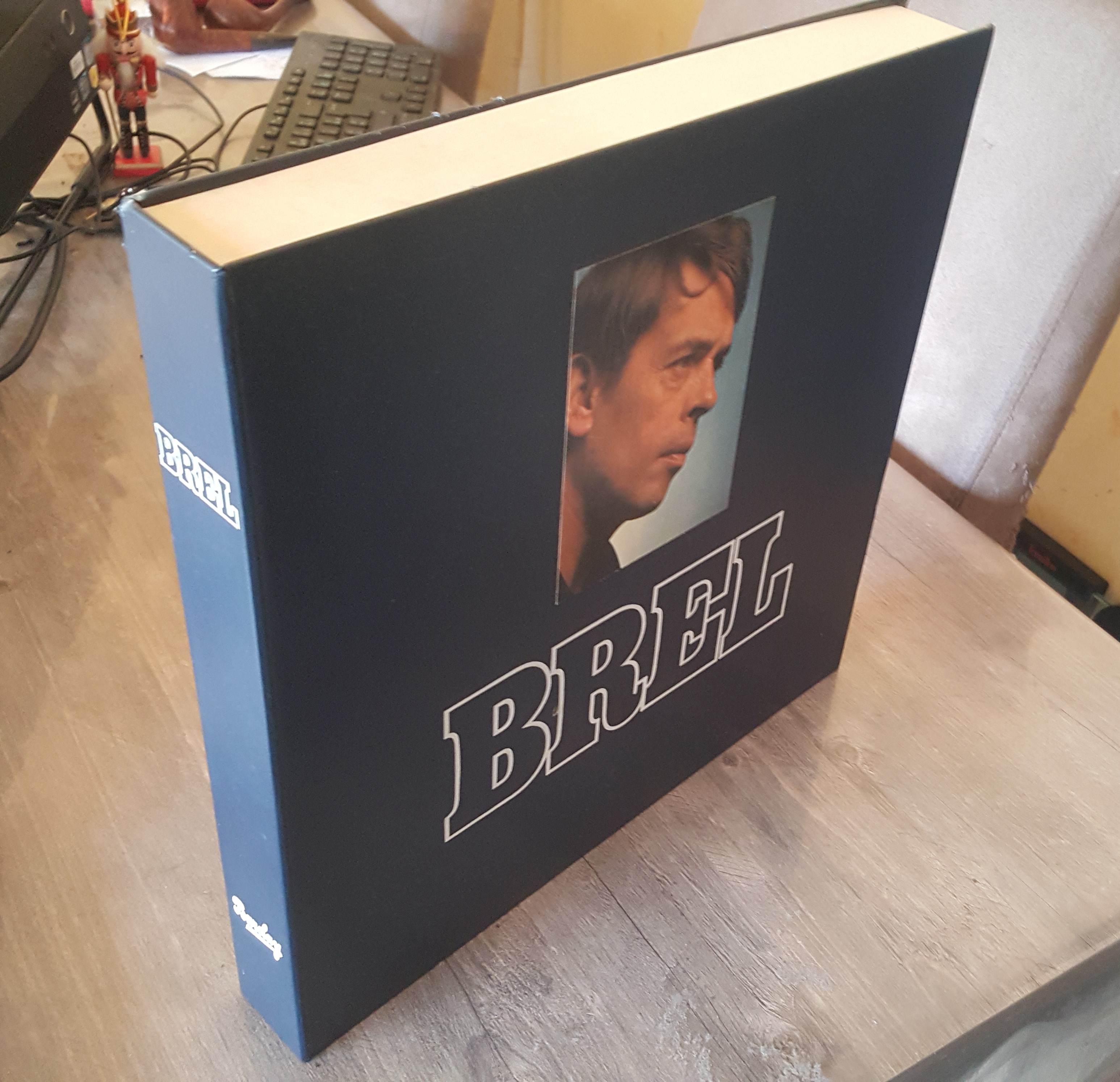 Jacques Brel - Coffret Collector 8 Vinyles et Livret 34 Saint-Jean-de-Braye (45)