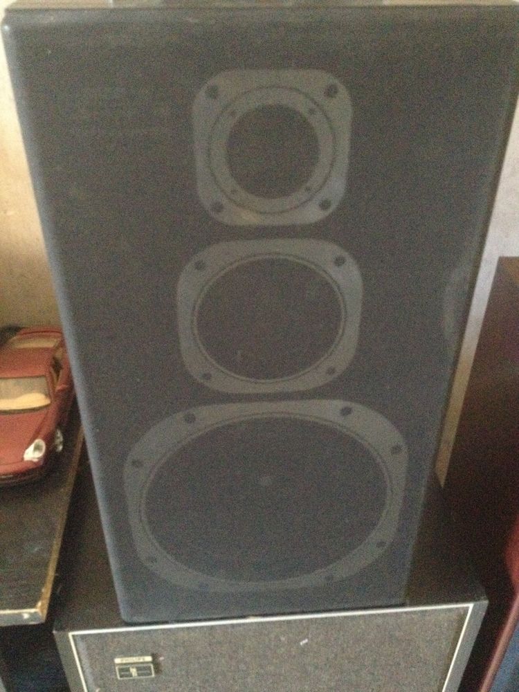 jamo studio 135 45 Saint-C�r� (46)