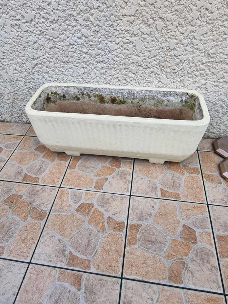 Jardini�re en B�ton 20 Roissy-en-Brie (77)