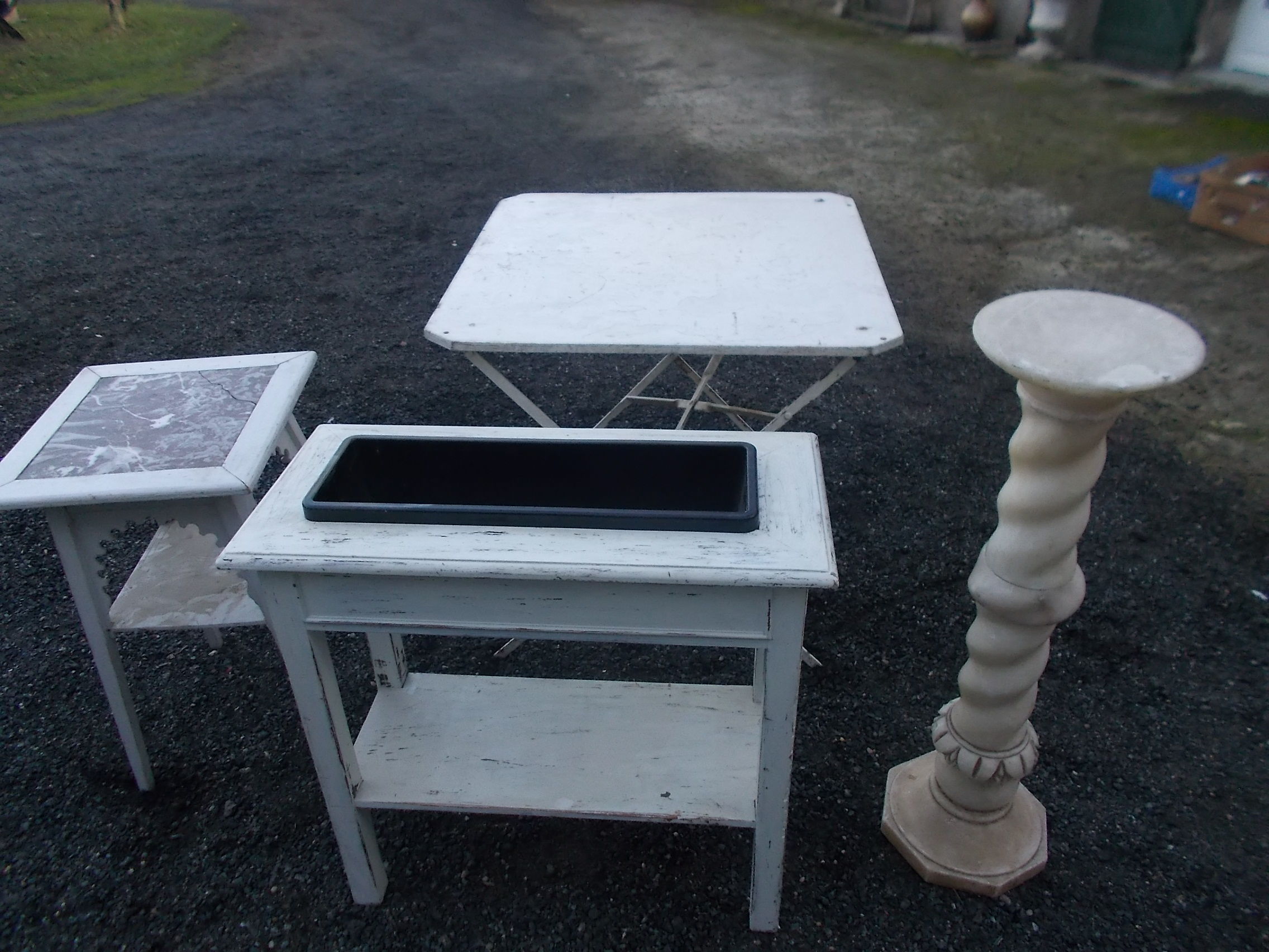 jardiniere bois + table pliante gu�ridon + etc faire prix 90 Saran (45)