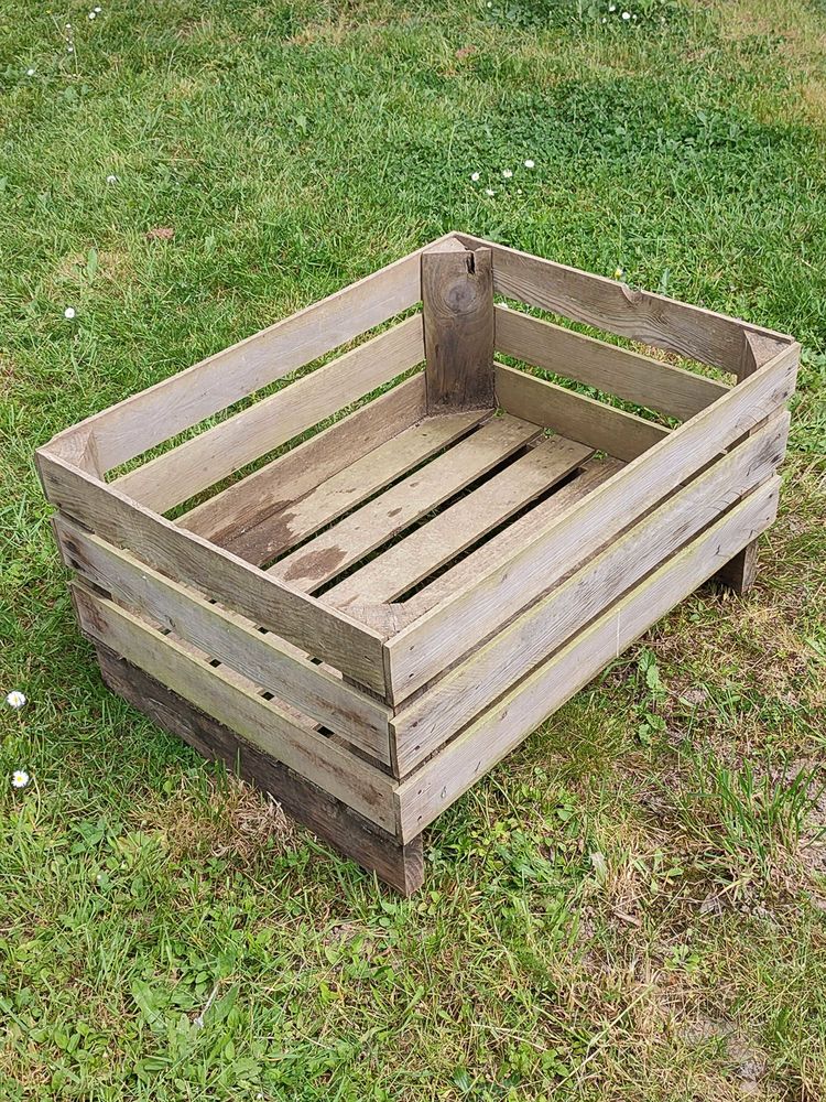 Jardini�re en bois 28 Avermes (03)